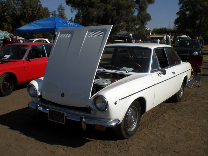 Illustration for article titled Cool French and Italian Cars in the Valley (Part Deux)